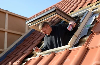 Pose de fenêtres de toit Velux à Dannemois
